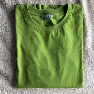 Here is your 🥑 green COS long sleeve Tee